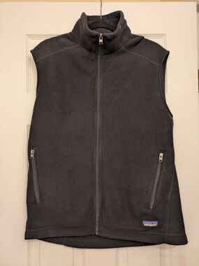 Patagonia Men’s Black Fleece Vest - Full-Zip